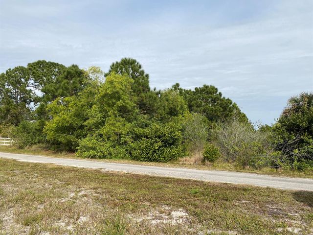 17755 Fox Trail Lane, Loxahatchee, FL 33470