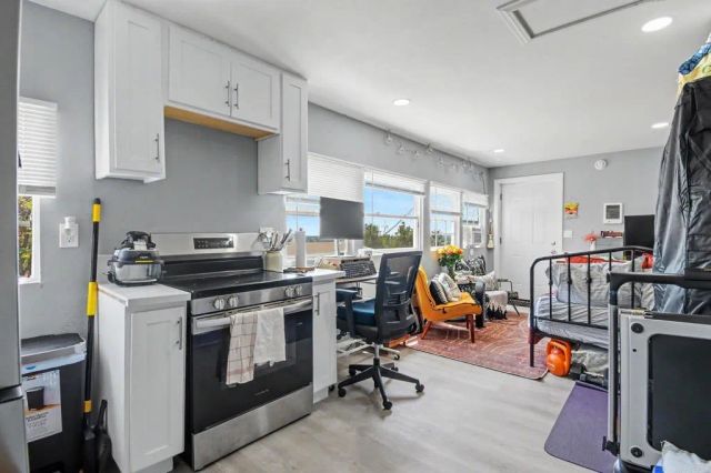2610 Helix St., Spring Valley, CA 91977