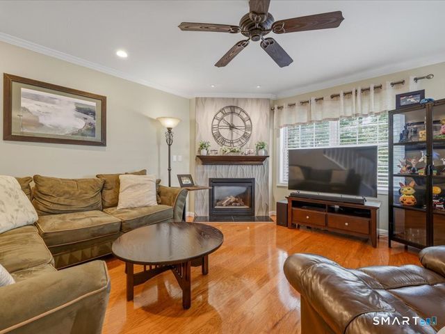 1404 Cypress Drive 1404, Danbury, CT 06811