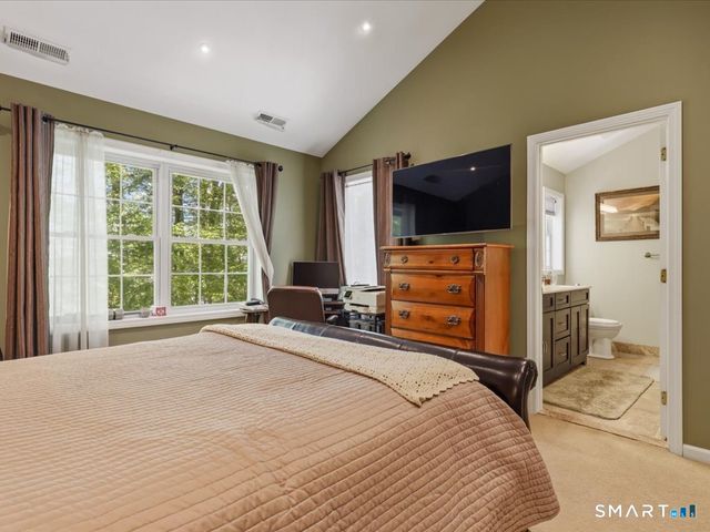 1404 Cypress Drive 1404, Danbury, CT 06811