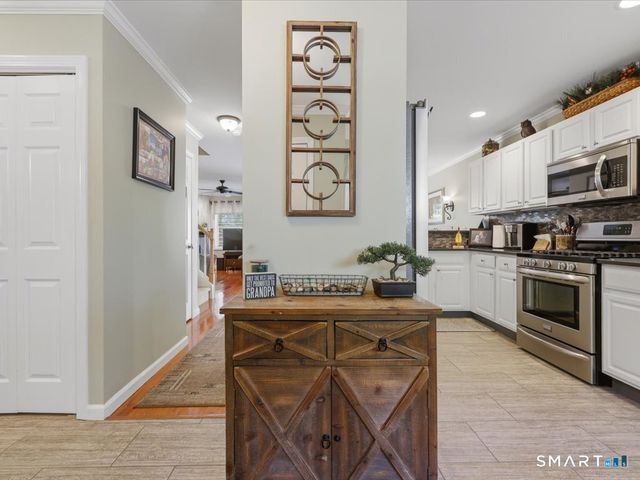 1404 Cypress Drive 1404, Danbury, CT 06811