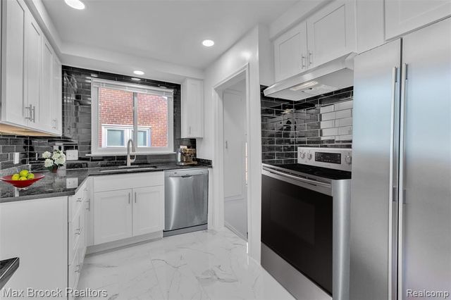 1257 S. Eton, Birmingham, MI 48009