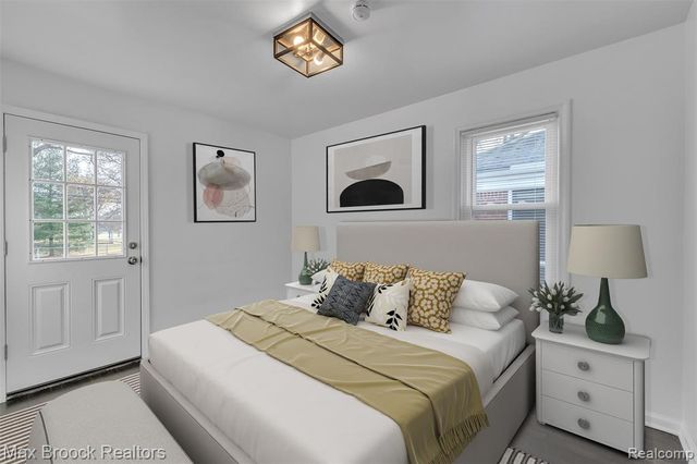 1257 S. Eton, Birmingham, MI 48009