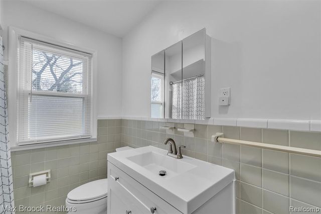 1257 S. Eton, Birmingham, MI 48009