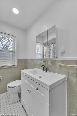 1257 S. Eton, Birmingham, MI 48009