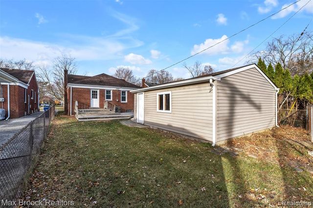 1257 S. Eton, Birmingham, MI 48009