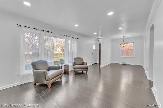 1257 S. Eton, Birmingham, MI 48009