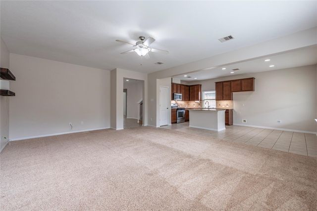 1318 Jamison Pine Drive, Pearland, TX 77581