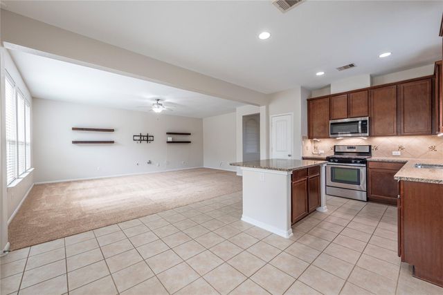 1318 Jamison Pine Drive, Pearland, TX 77581
