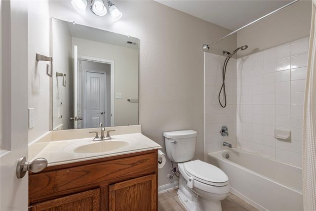 1318 Jamison Pine Drive, Pearland, TX 77581