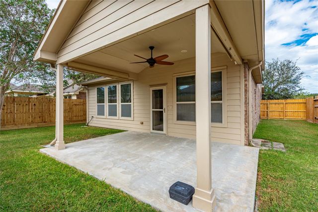 1318 Jamison Pine Drive, Pearland, TX 77581