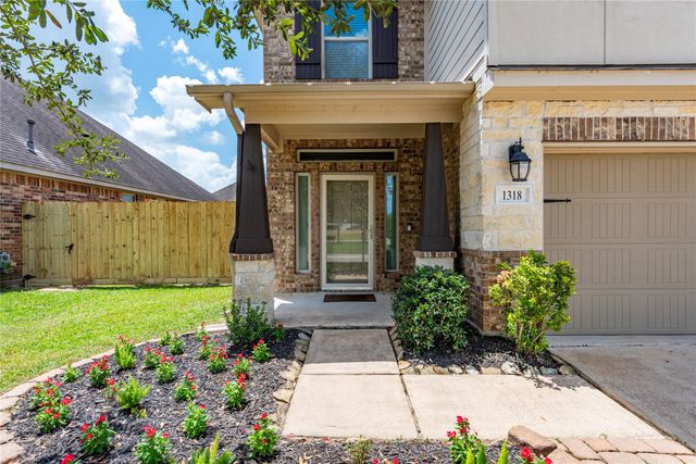 1318 Jamison Pine Drive, Pearland, TX 77581