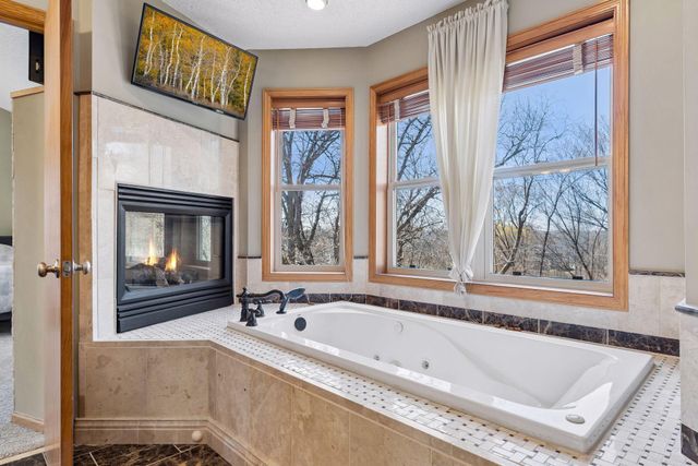 10580 Alison Way, Inver Grove Heights, MN 55077