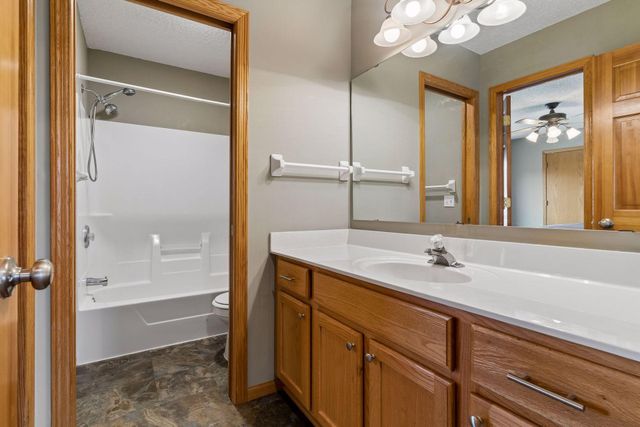 10580 Alison Way, Inver Grove Heights, MN 55077