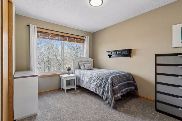 10580 Alison Way, Inver Grove Heights, MN 55077