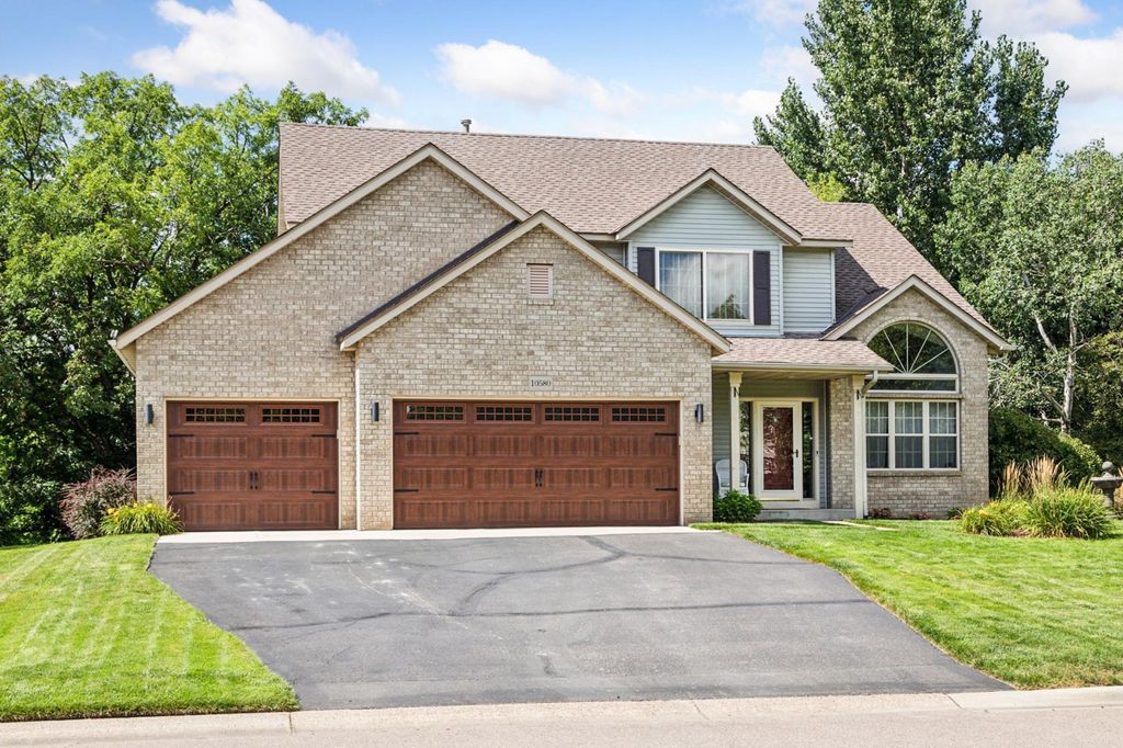 10580 Alison Way, Inver Grove Heights, MN 55077