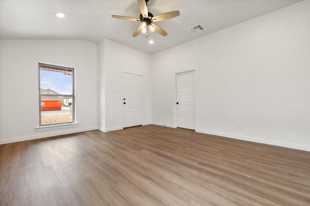 13823 Gary Avenue, Lubbock, TX 79423