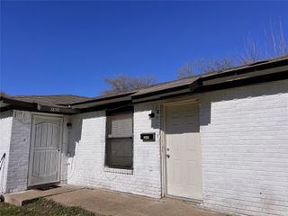 3848 Waldorf Street, Fort Worth, TX 76119