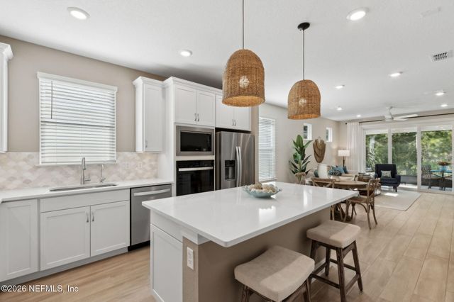 688 CONTINUUM Loop, Yulee, FL 32097