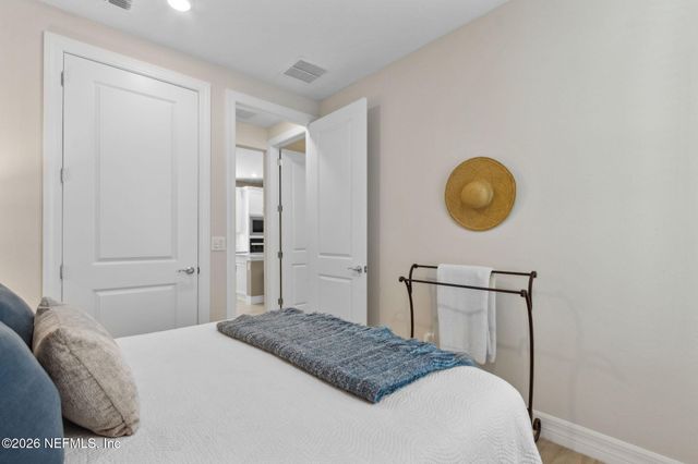 688 CONTINUUM Loop, Yulee, FL 32097