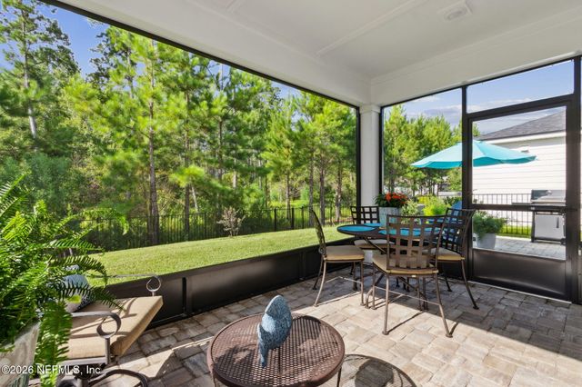 688 CONTINUUM Loop, Yulee, FL 32097