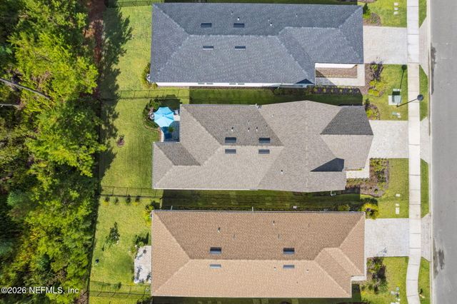 688 CONTINUUM Loop, Yulee, FL 32097