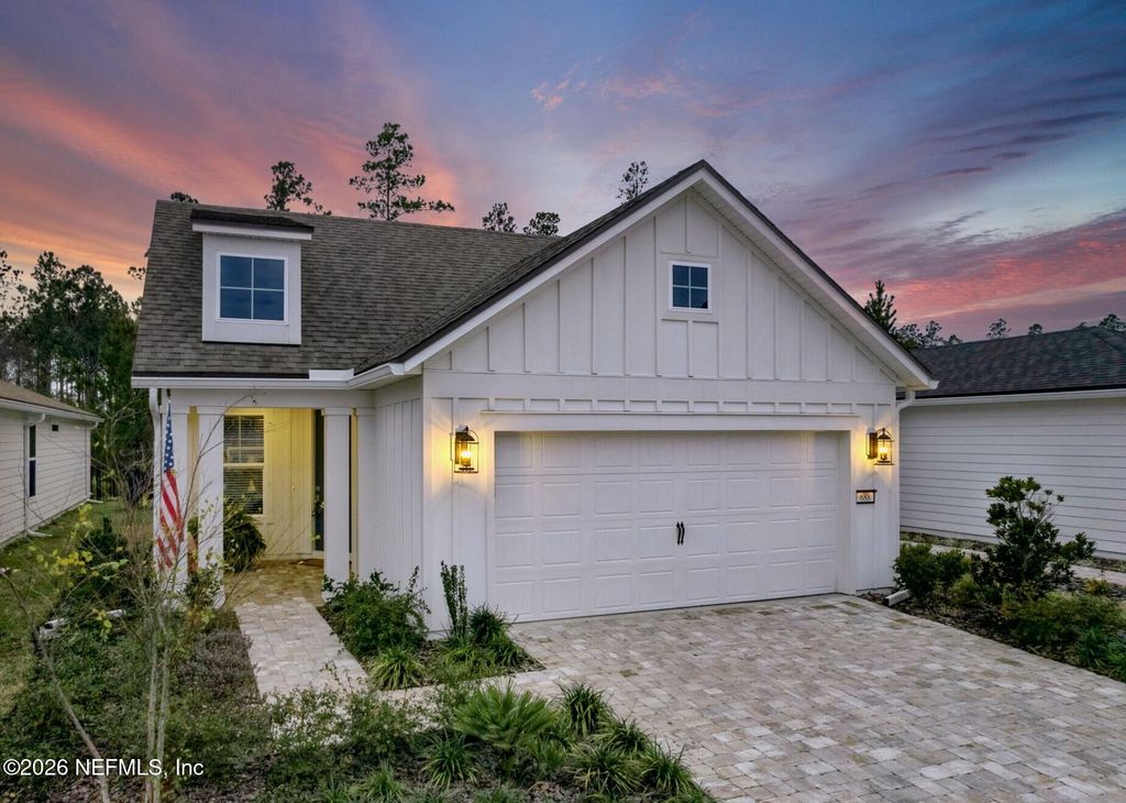 688 CONTINUUM Loop, Yulee, FL 32097