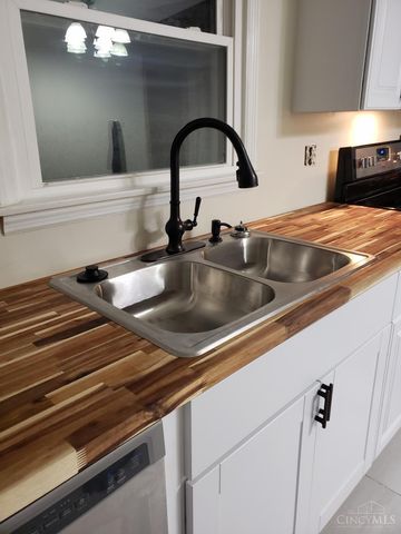 6716 Silver Skate Drive, Liberty Twp, OH 45044