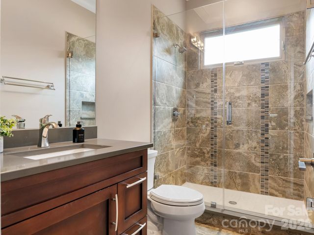 2011 Sharon Avenue, Charlotte, NC 28211