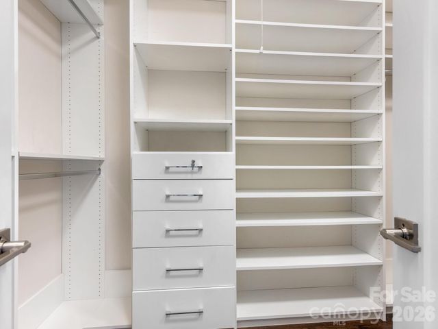 2011 Sharon Avenue, Charlotte, NC 28211
