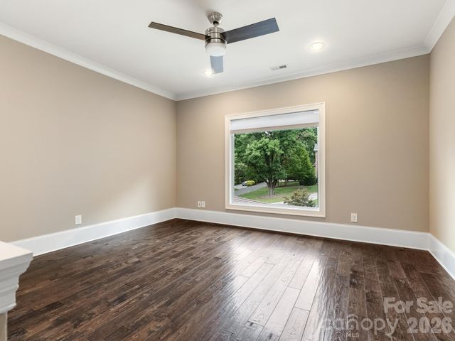 2011 Sharon Avenue, Charlotte, NC 28211