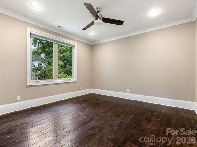 2011 Sharon Avenue, Charlotte, NC 28211