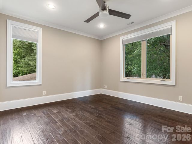 2011 Sharon Avenue, Charlotte, NC 28211