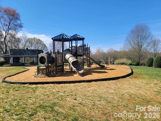 15404 Crossing Gate Drive, Cornelius, NC 28031