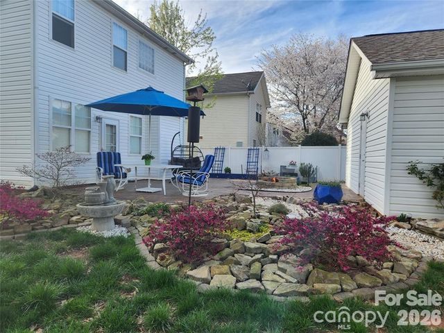 15404 Crossing Gate Drive, Cornelius, NC 28031