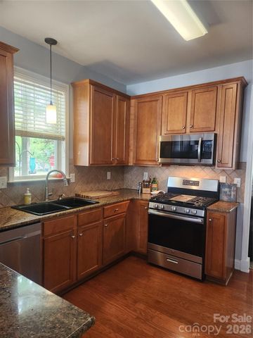 15404 Crossing Gate Drive, Cornelius, NC 28031