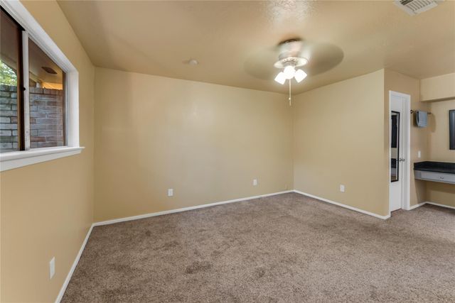 16950 Gleneagle Drive N, Conroe, TX 77385