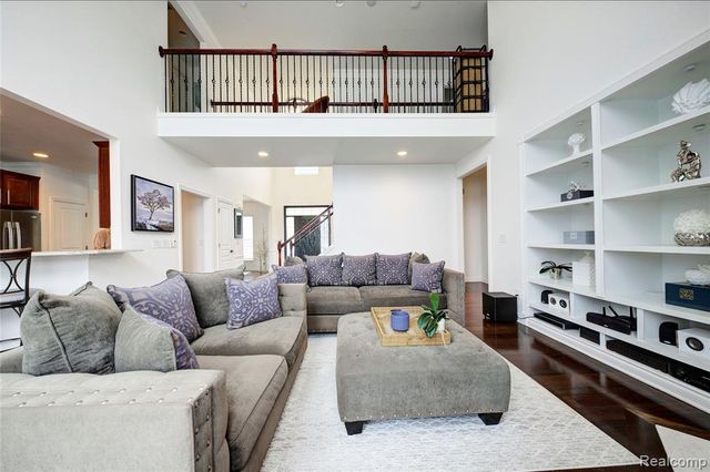 50411 Lansdowne Road, Canton, MI 48188
