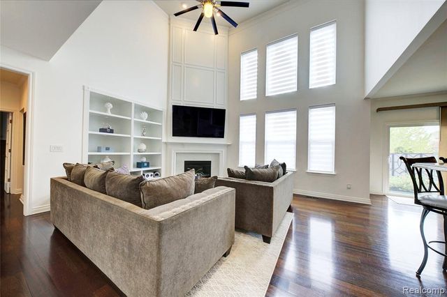 50411 Lansdowne Road, Canton, MI 48188