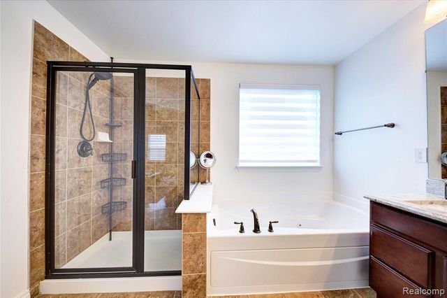 50411 Lansdowne Road, Canton, MI 48188
