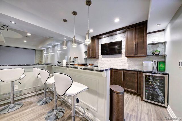 50411 Lansdowne Road, Canton, MI 48188