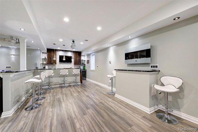 50411 Lansdowne Road, Canton, MI 48188