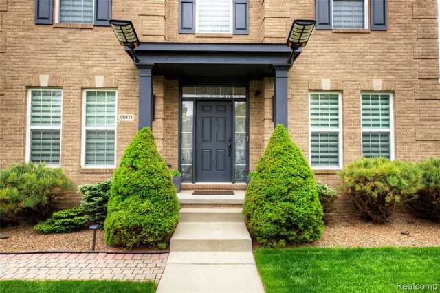 50411 Lansdowne Road, Canton, MI 48188