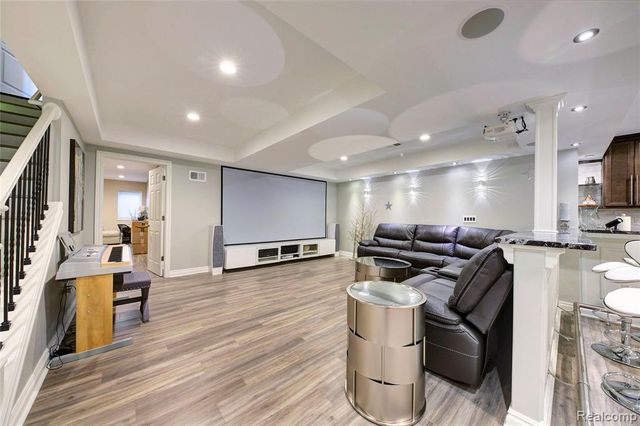 50411 Lansdowne Road, Canton, MI 48188