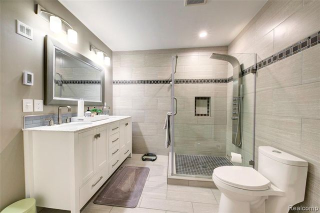 50411 Lansdowne Road, Canton, MI 48188