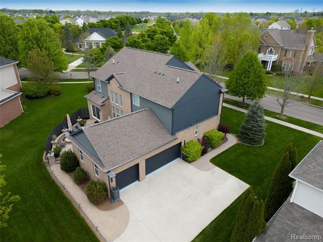 50411 Lansdowne Road, Canton, MI 48188