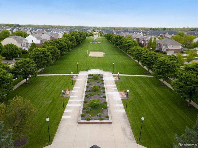 50411 Lansdowne Road, Canton, MI 48188