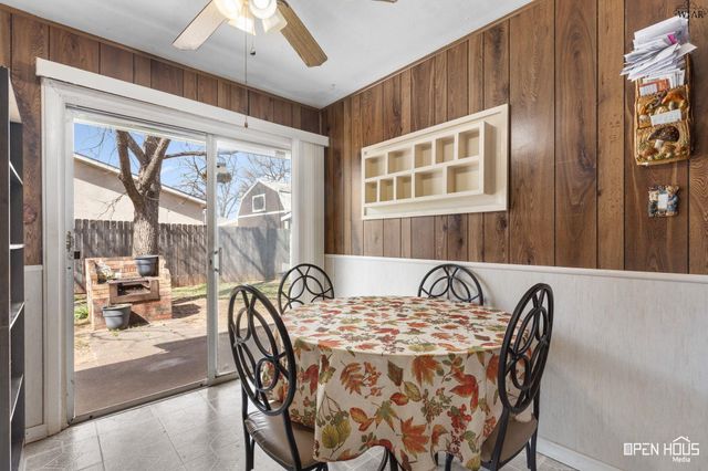 202 W VALLEY DRIVE, Iowa Park, TX 76367