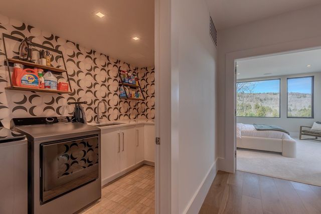 59 Garden Loop Road, Winhall, VT 05340