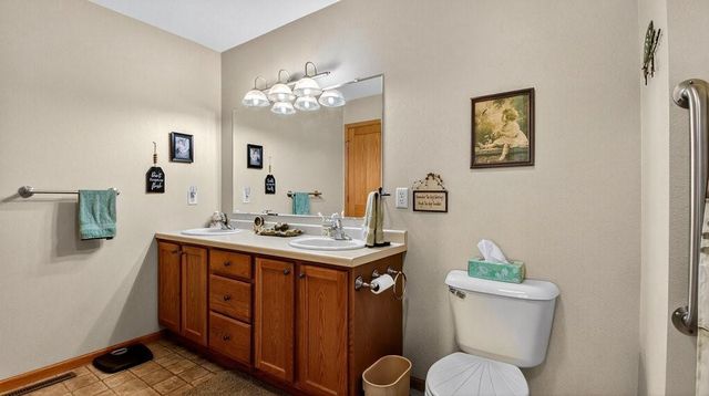 3313 Alf Court, Eau Claire, WI 54701